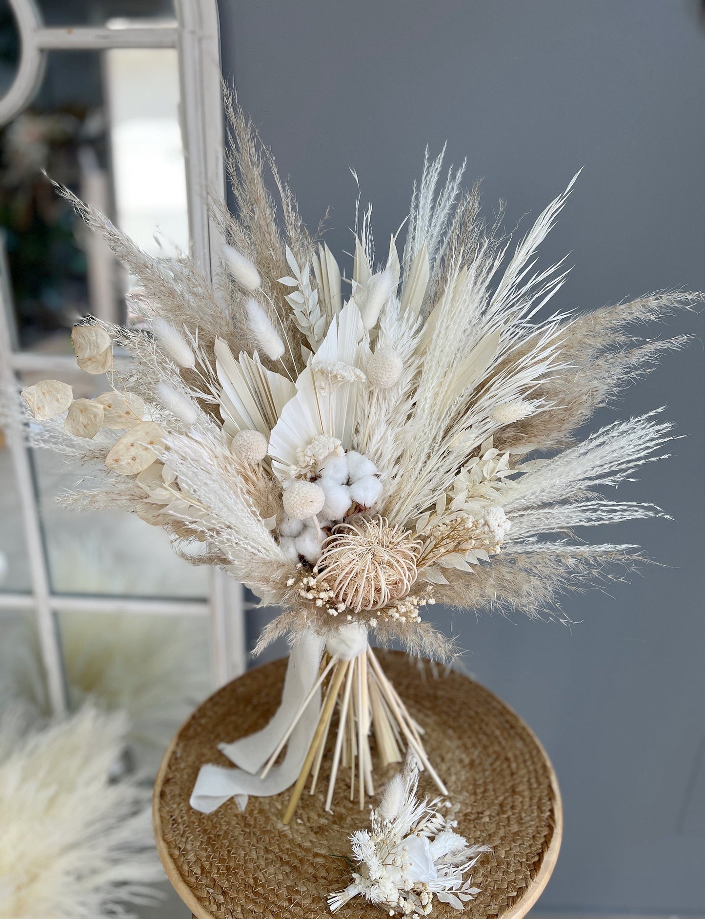 White Wedding Bouquet White Flowers Bouquet Boho Bouquet White Wedding Flowers White Dried Flower Bouquet for Bridesmaids White Bouquet Boho