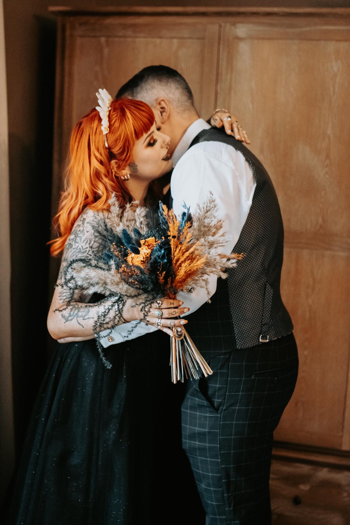 Say “I Do” to a Halloween Wedding 🎃💍
