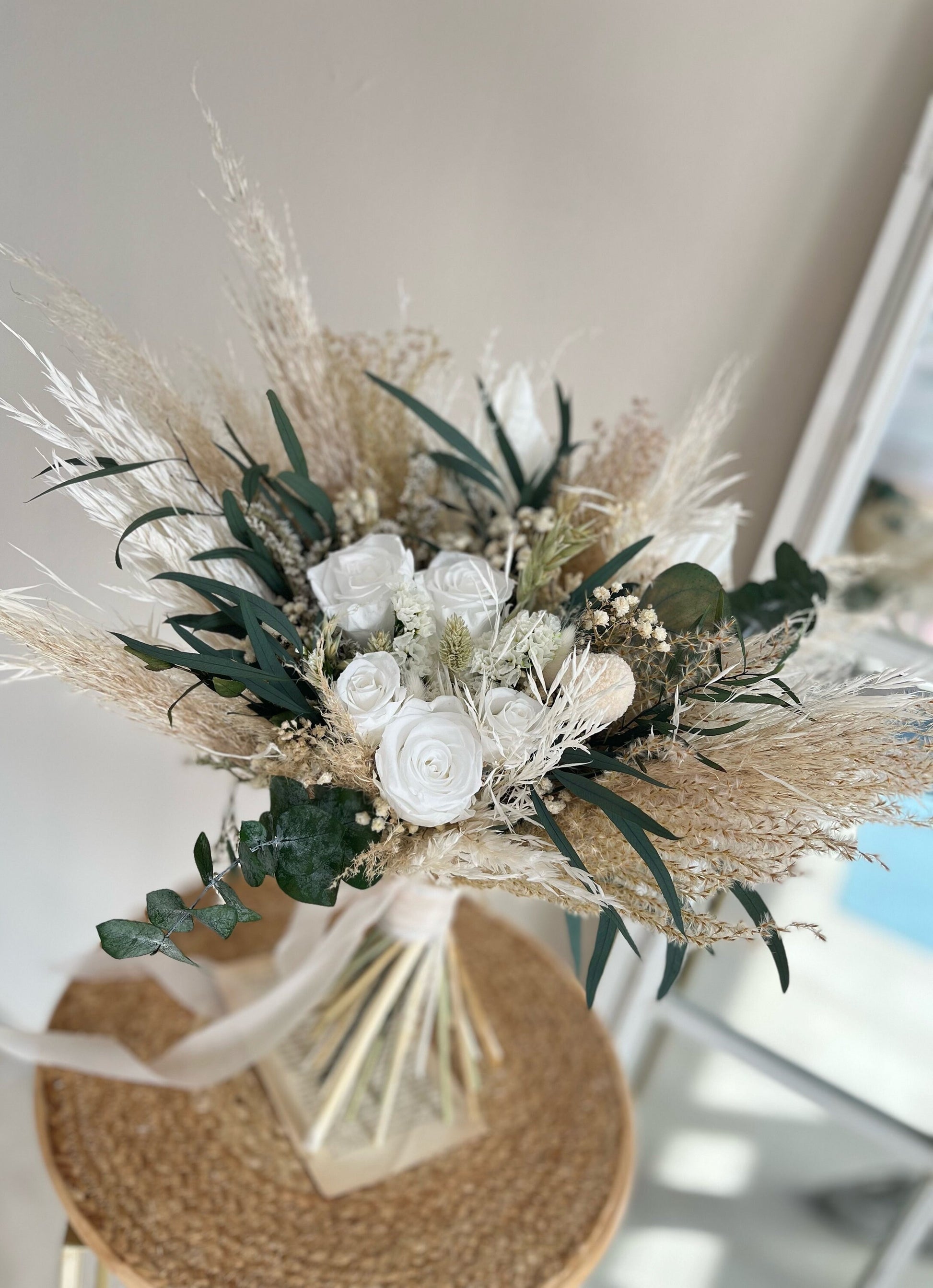 Bouquet White Wedding Eucalyptus Bouquet Boho Wedding Bouquet White Wedding Theme Green White Dried Flower Bouquet for Bridesmaids Bouquet