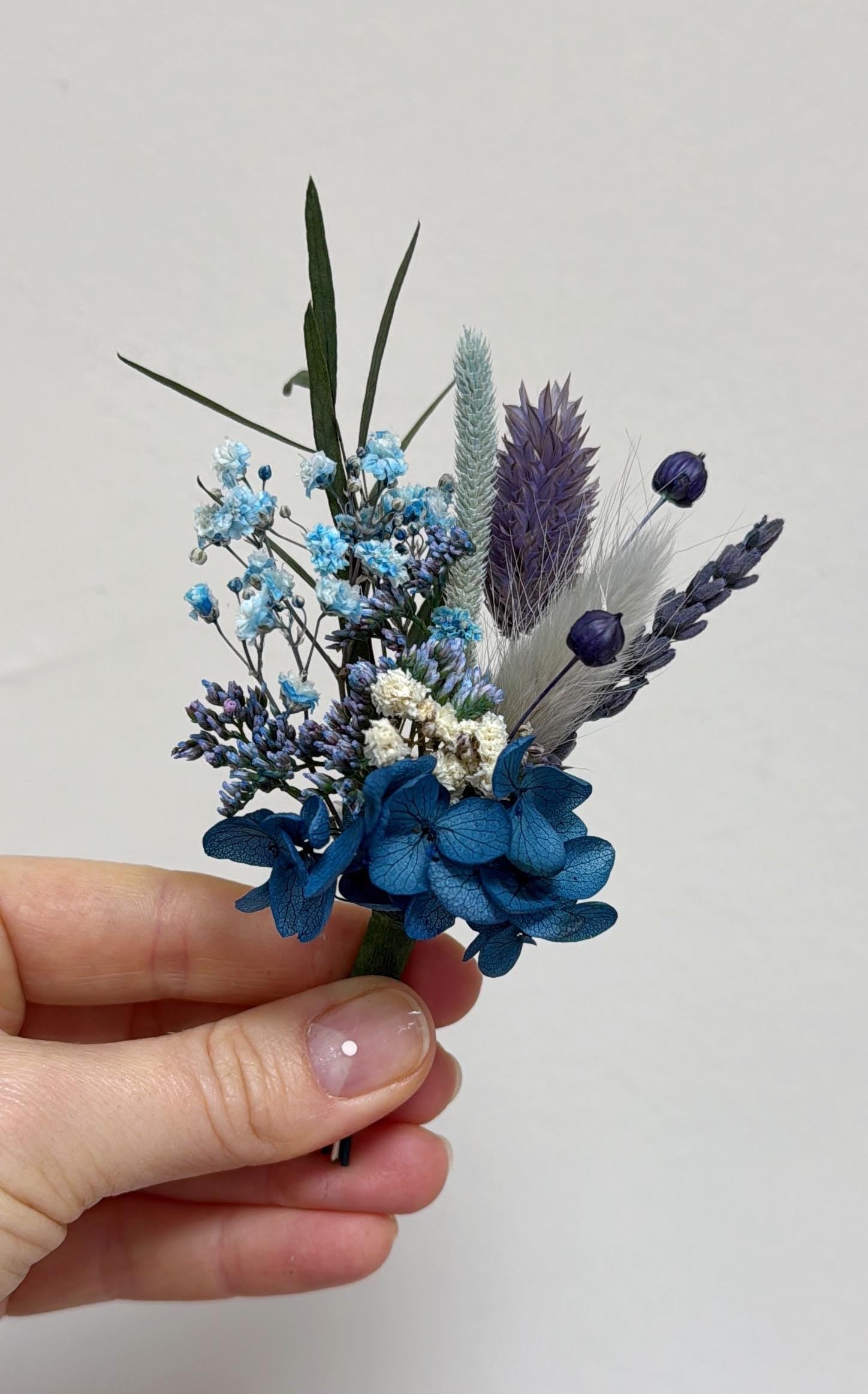 Blue & Lavender Wedding Flowers