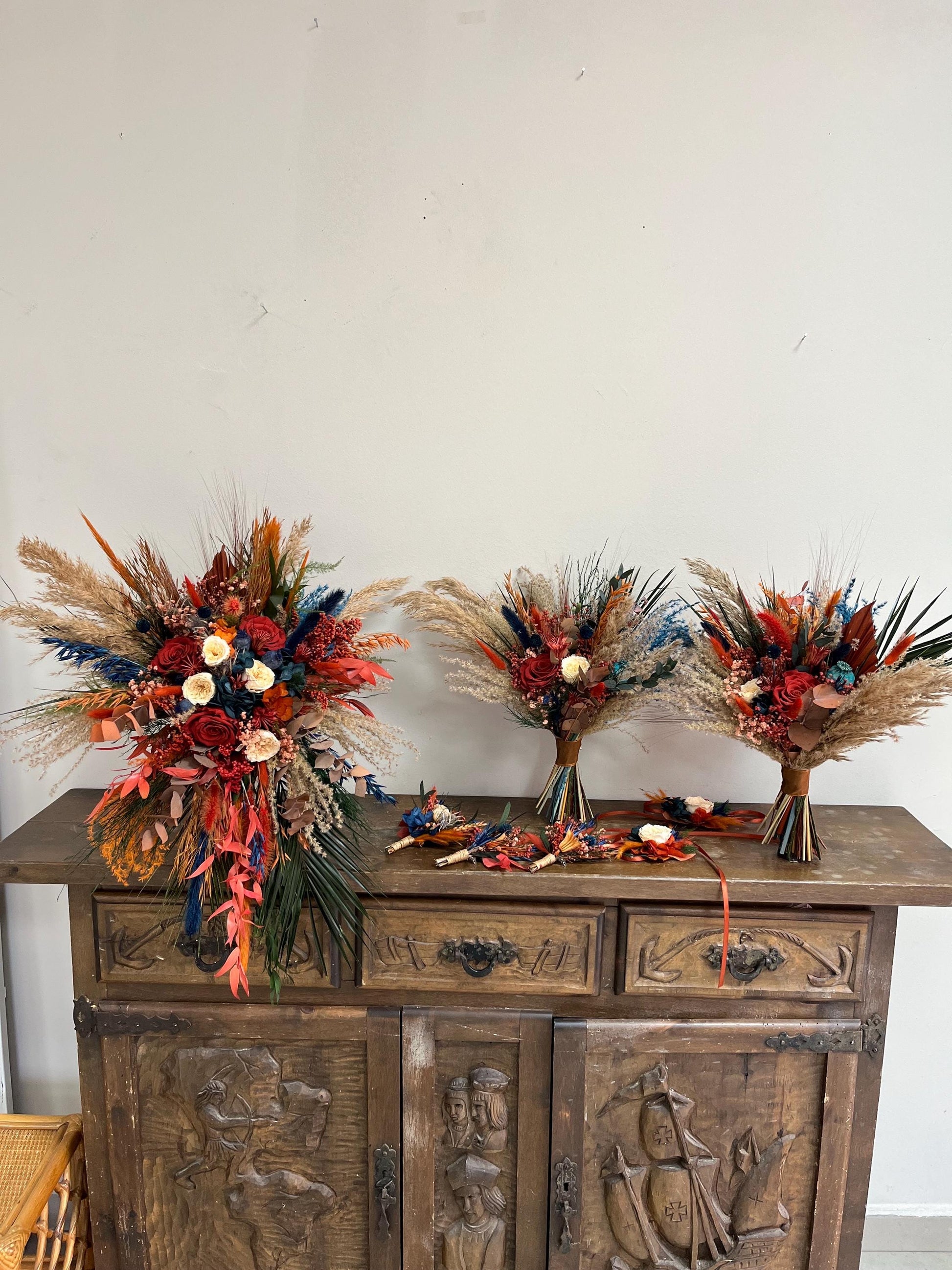 Terracotta & Navy Blue Bouquet