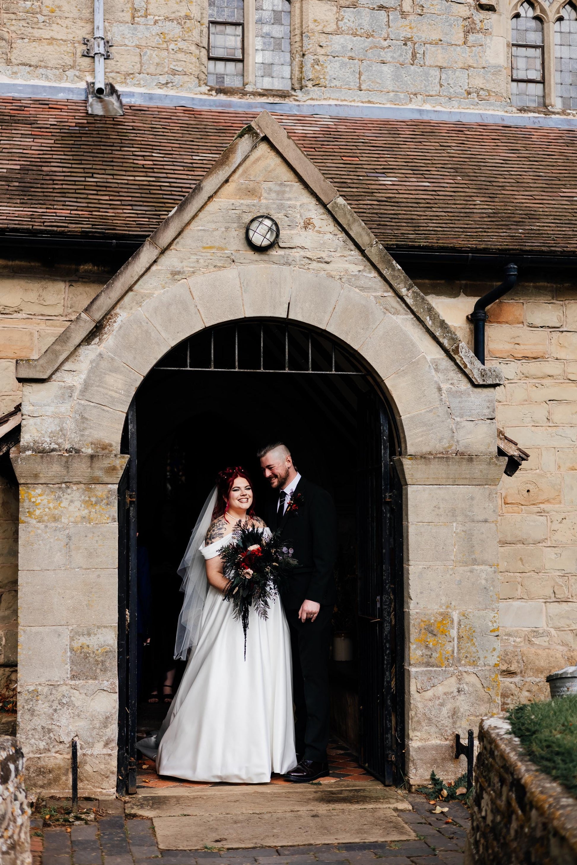 Cascade Wedding Bouquet Boho Black Bridal Bouquet Goth Wedding Cascading Bouquet Burgundy Black Bouquet Gothic Wedding Gothic Bride Flowers