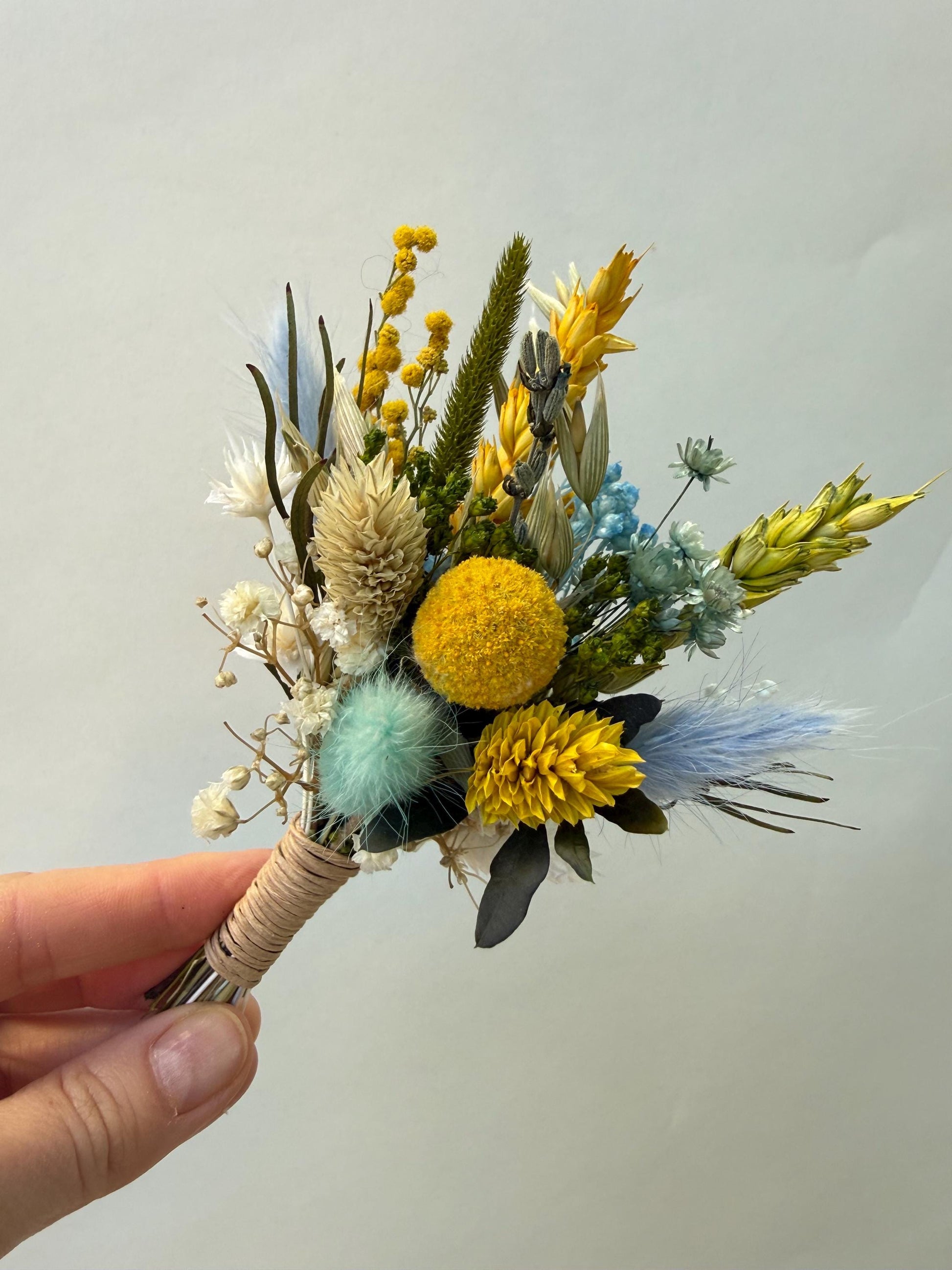 Yellow & Blue Dried Bouquet