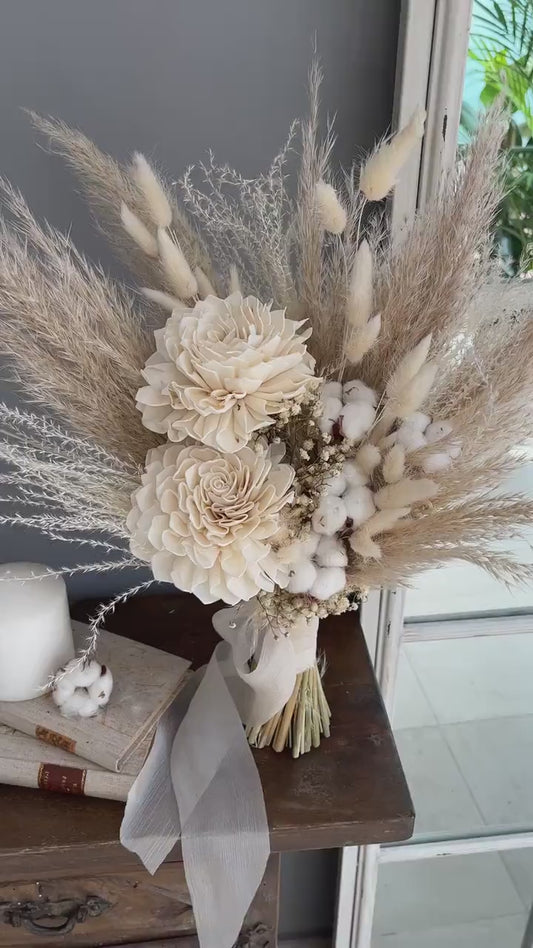 Cotton flowers & Pampas Grass Winter Bouquet, Winter Bridal, Winter Wedding, Winter Bridesmaid, Winter Bride, Boho Bridal, Winter Bouquet