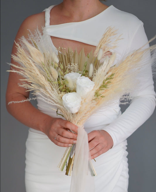 Weißer und grüner Hochzeitsstrauß, Boho-Brautstrauß, weißer Hochzeitsstrauß, getrockneter Blumenstrauß, Hochzeitsblumen, Boho-Blumenstrauß