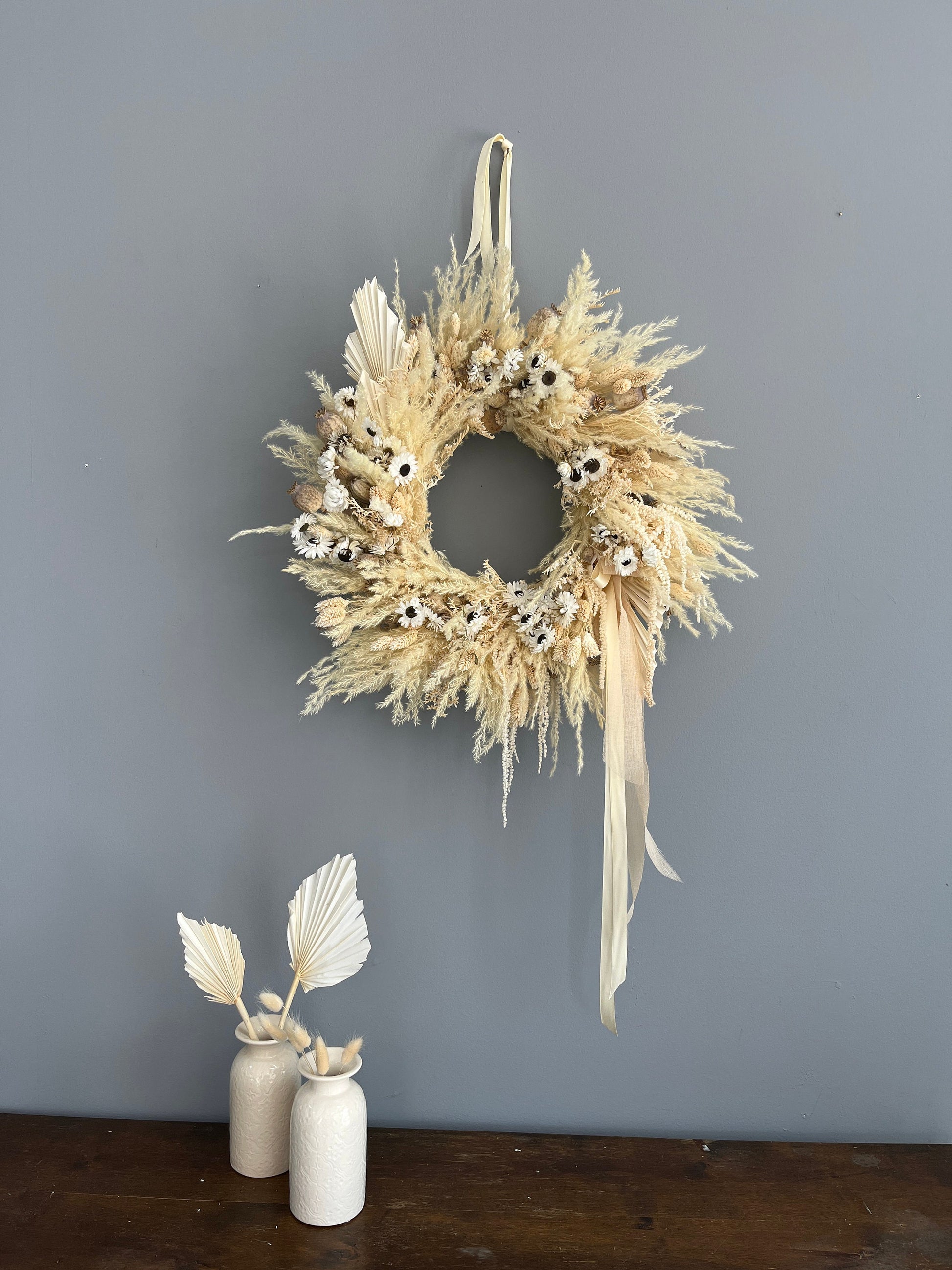White boho wreath, Farmhouse wreath, Rustic wall decor, Rustic home decor, Dried flowers wreath, Housewarming gift, Pampas wreath