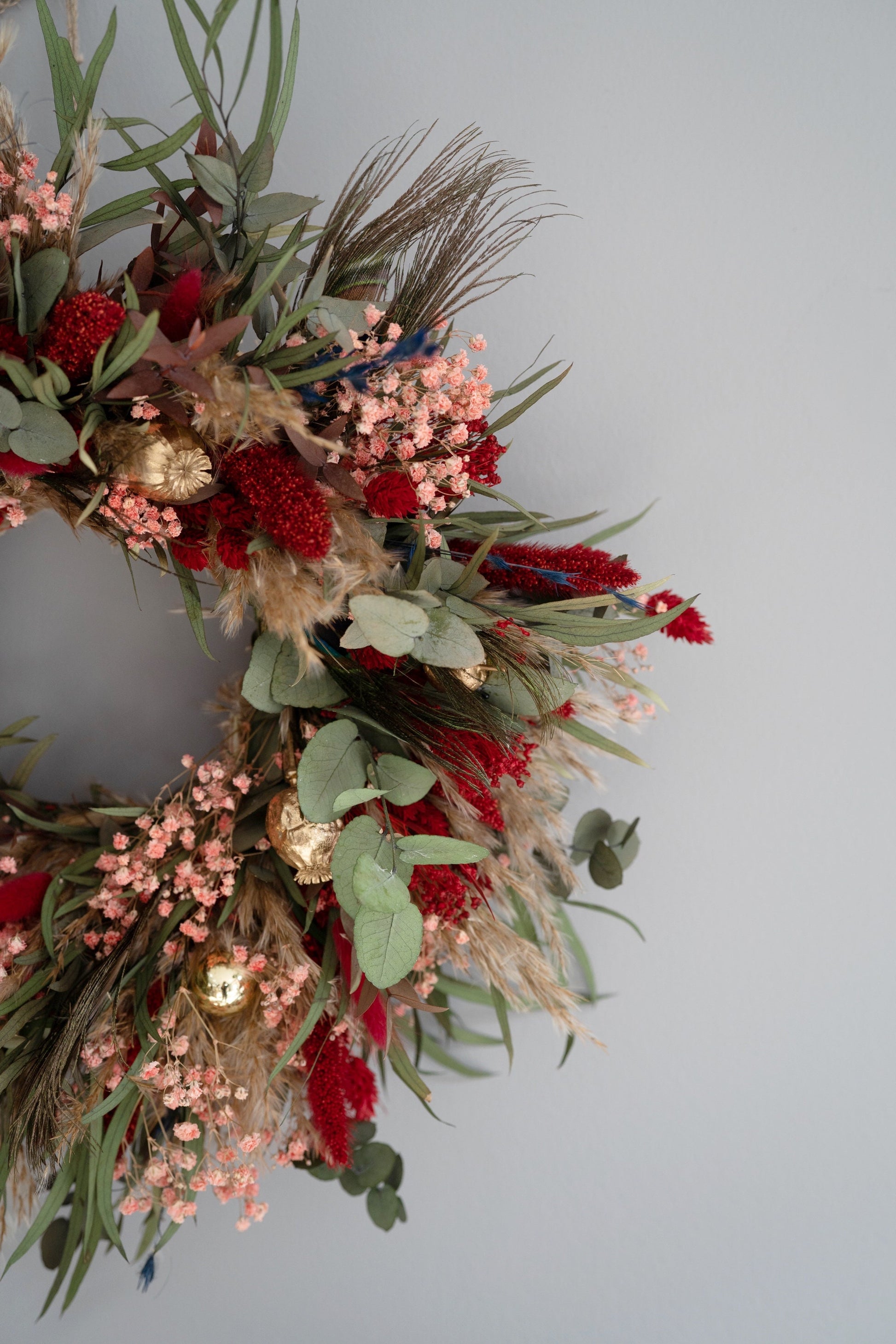 Christmas wreath, Christmas wall decor, Winter wall wreath, Christmas decor,Rustic Christmas Wreath,Red Christmas decor,Dried flowers wreath